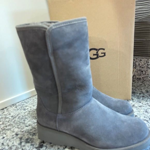 Ugg boots NWT - Picture 5 of 8